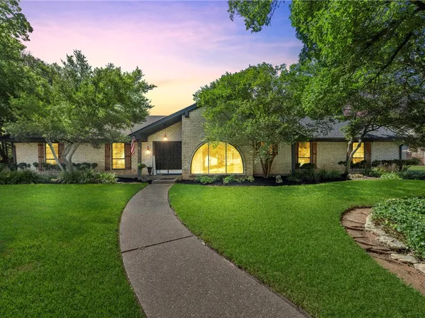 9017 Cherry Creek Pl, Woodway, TX 76712