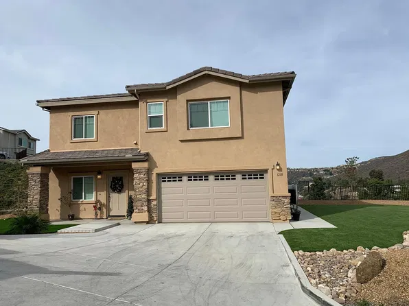 1218 Topper Ln, El Cajon, CA 92021