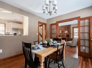 1886 Chalker Hl, Glastonbury, CT 06033