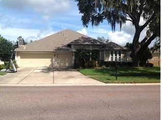 302 Apache Ln, Seffner, FL 33584