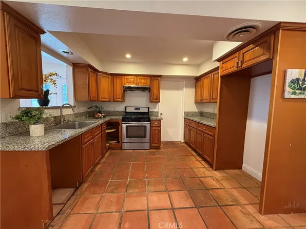 26575 Dartmouth St, Hemet, CA 92544