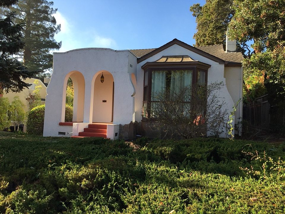 1st image of 1317 Vancouver Ave