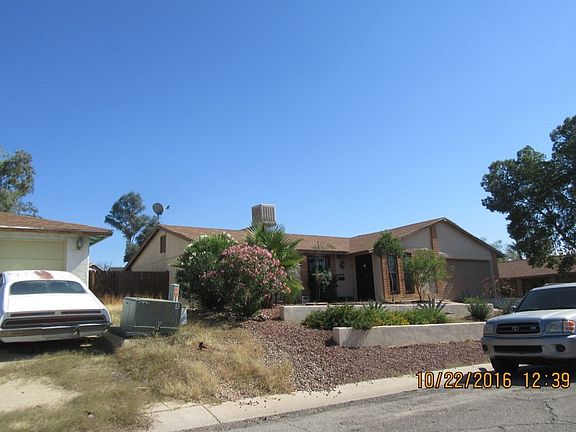 3rd image of 7424 N Shirley Ln