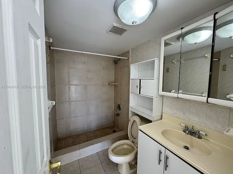 6675 W 4th Ave #310 — Photo 10