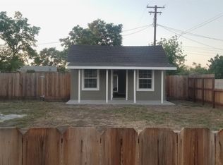 6749 Locust St, Hughson, CA 95326
