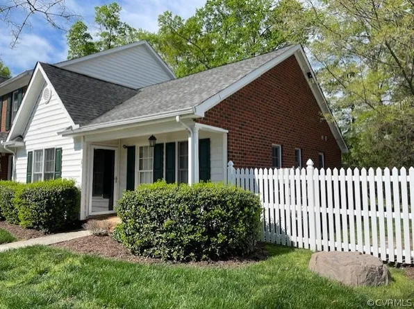 291 Robinson St, Ashland, VA 23005