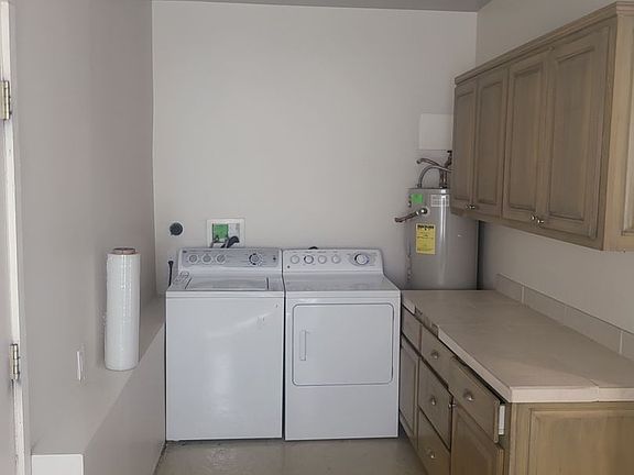 2nd image of 423 High St SE