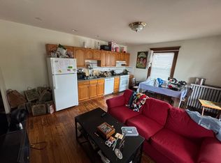 14 Gardner St APT 1R, Boston, MA 02134