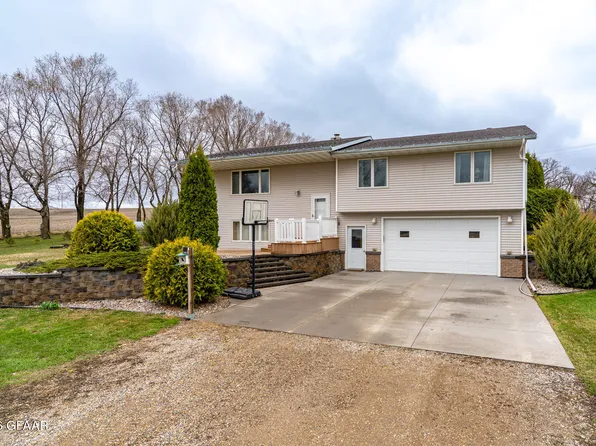 17774 210th St SW, Crookston, MN 56716