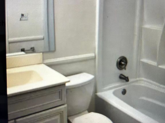 4th image of 3943 Apple Blossom Way #3943