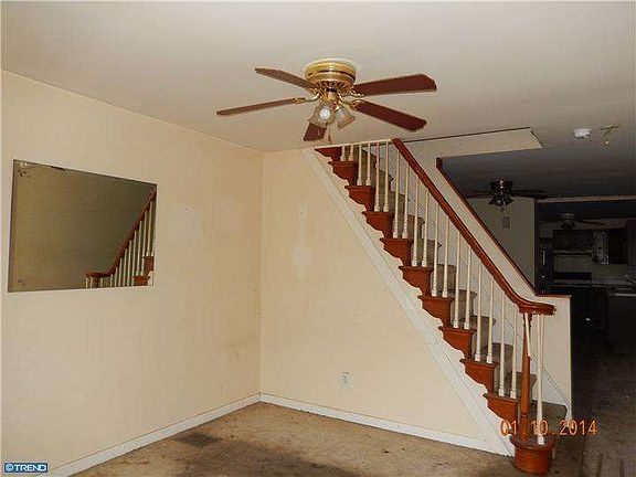 2nd image of 110 Lower Oak St