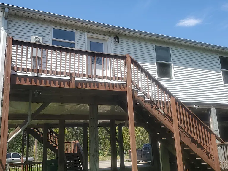 10364 Avenue A — Photo 2