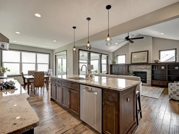 3514 Cove Point Cir NW, Prior Lake, MN 55372