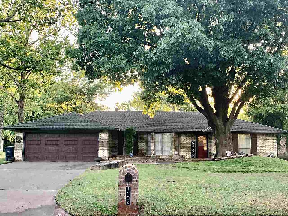 1st image of 1302 Cansler Dr