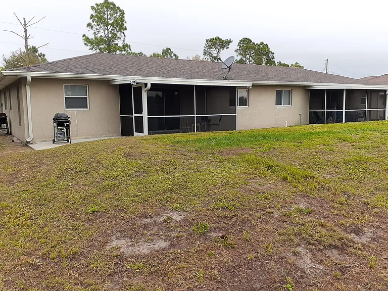 2217 Wilson Rd — Photo 4