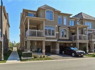 2435 Greenwich Dr #9, Oakville, ON L6M 0S4
