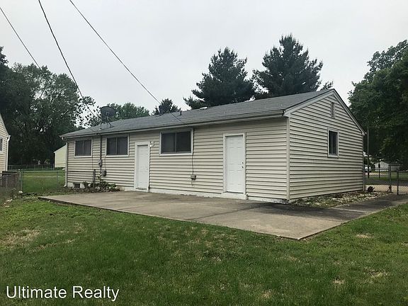 2nd image of 805 Northmoor Dr