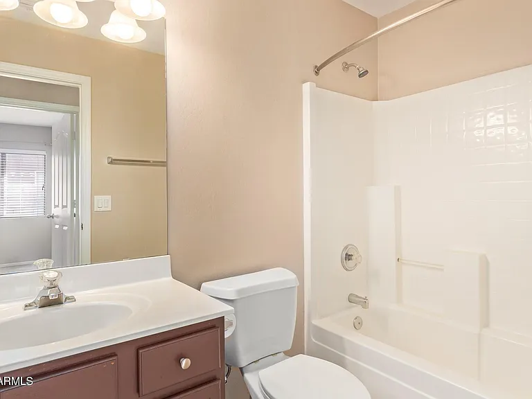 3570 S Moccasin Trl — Photo 23
