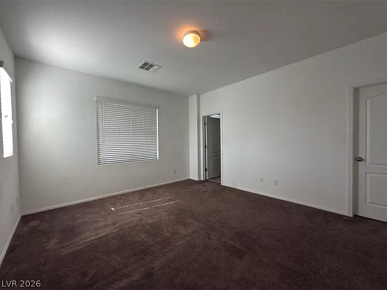 1074 Valley Light Ave — Photo 11