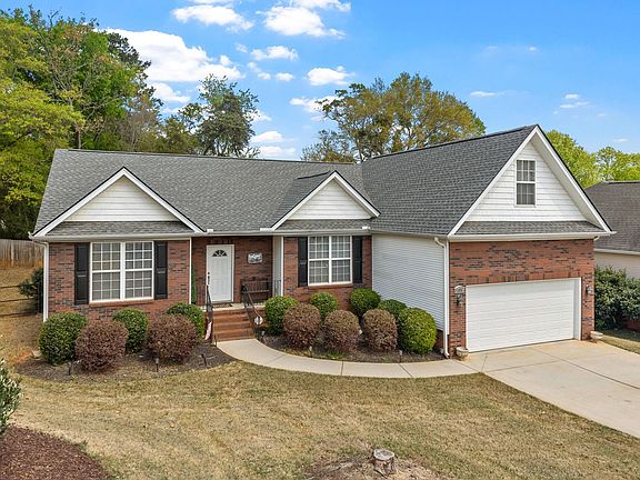 2nd image of 103 Heritage Creek Dr