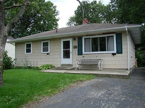 2nd image of 1505 Coronet Dr