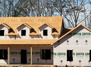 354 McKneely Rd, Milner, GA 30257