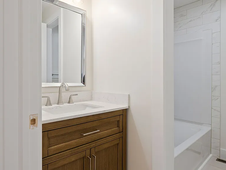 116 Winchester Dr — Photo 21