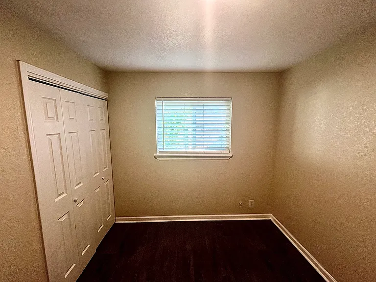 5804 Deer Lake Dr — Photo 8