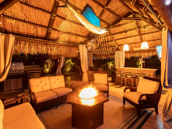 9507 Bellewood St, Palm Beach Gardens, FL 33410