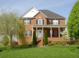 230 Scottsdale Dr, Advance, NC 27006