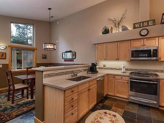 4th image of 11352 Northwoods Blvd Unit 3