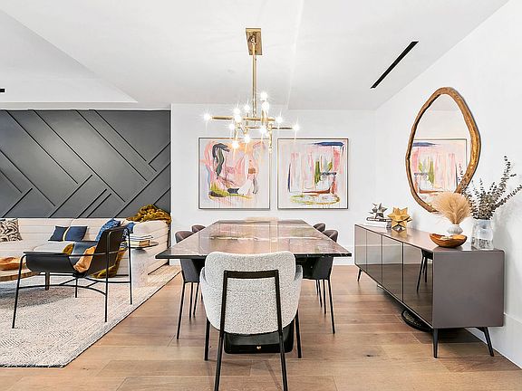 4th image of 429 Kent Ave #Townhouse 1