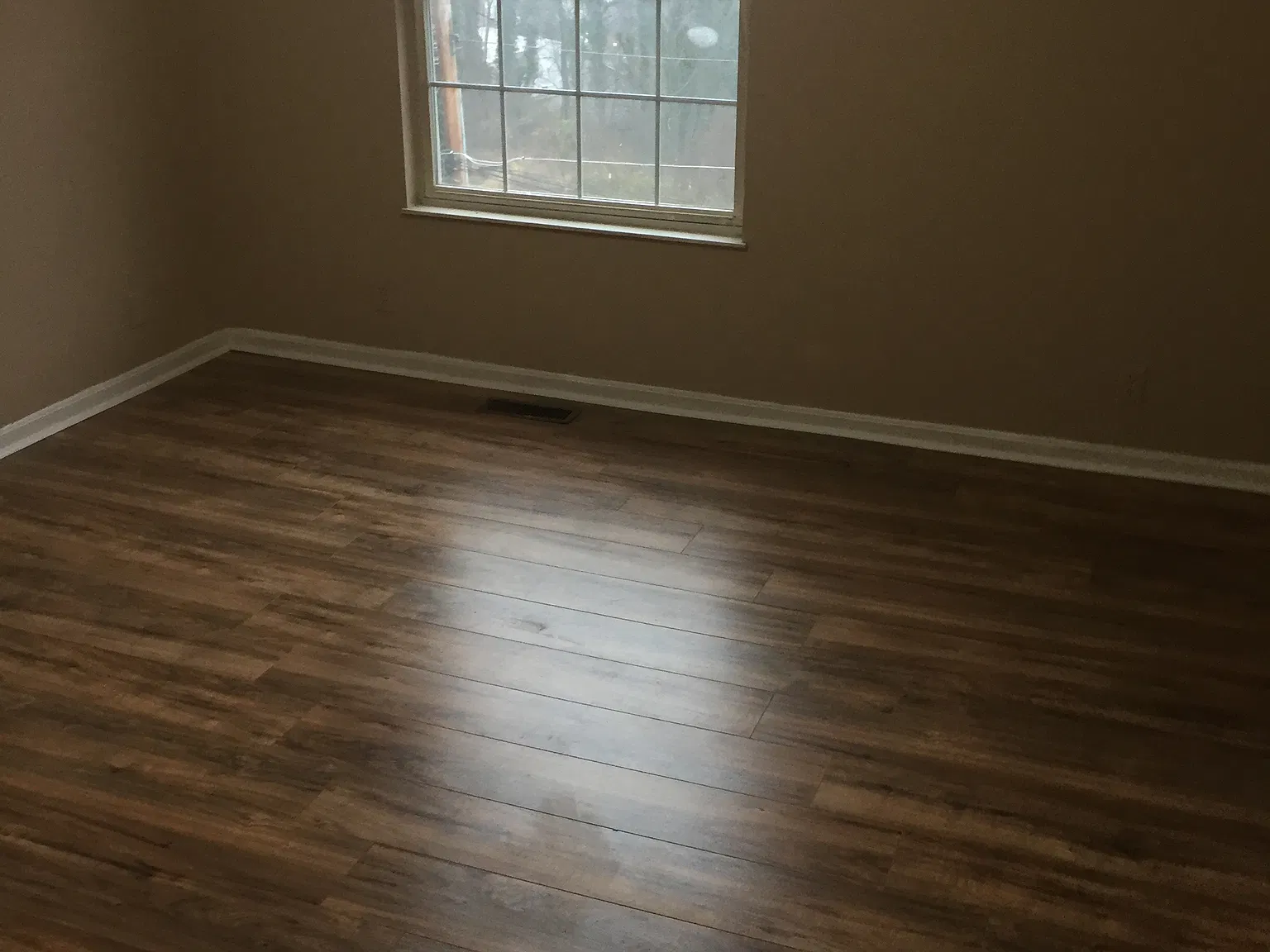 2 bed, 1.5 bath, 1200 sqft, $1,150 — Photo 3