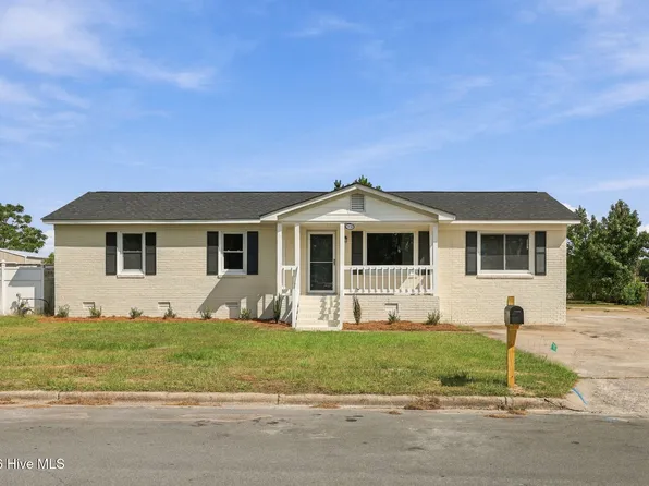 104 Oak Grove Avenue, Greenville, NC 27834