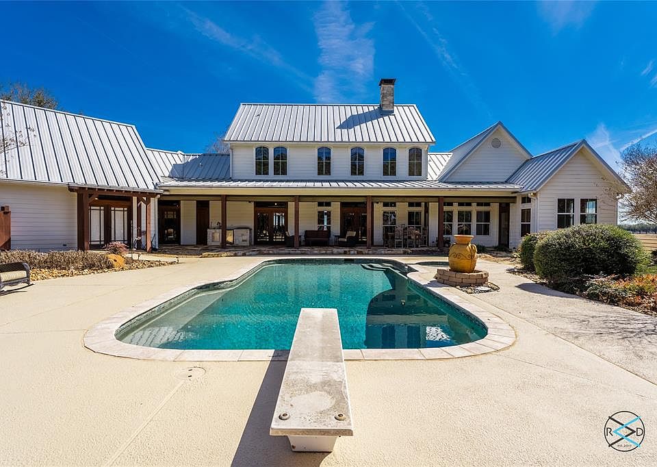 8530 Mill Run Rd, Athens, TX 75751 | Zillow