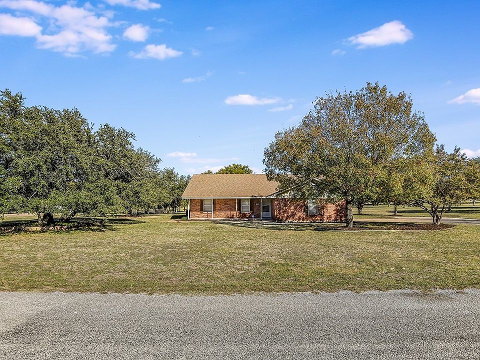 1st image of 556 W Paloma Ct