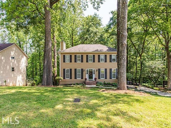 4th image of this home