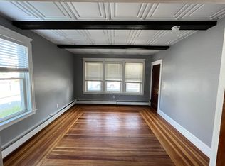 305 Columbus Ave, Pawtucket, RI 02861