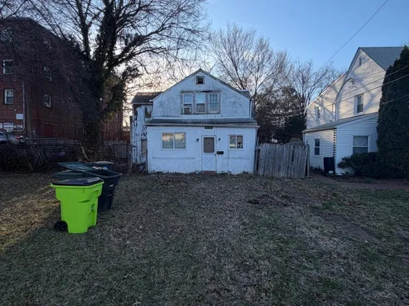 4110 40th St, Brentwood, MD 20722