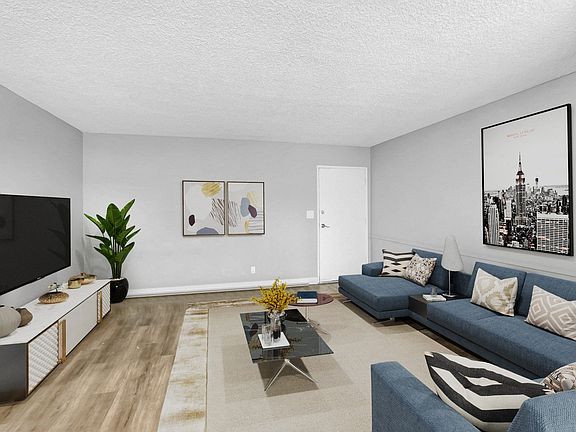 3rd image of 12004-12020 Vanowen St #2005