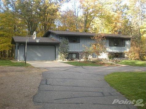BEAUTIFUL WOODED SETTING