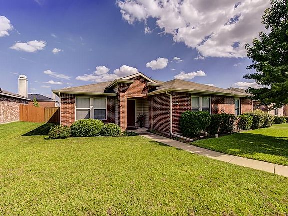 2nd image of 1465 Greenbrook Dr