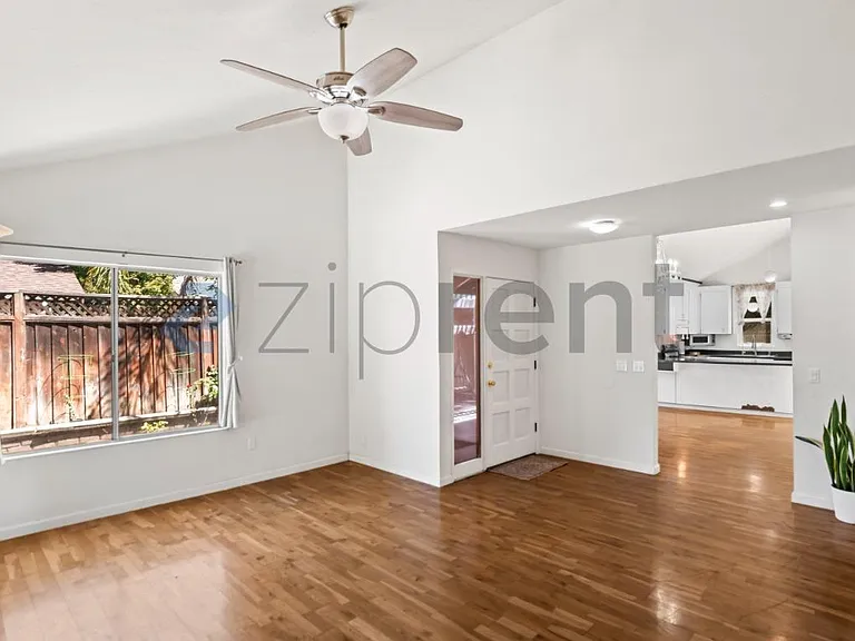 5354 Birch Grove Dr — Photo 7