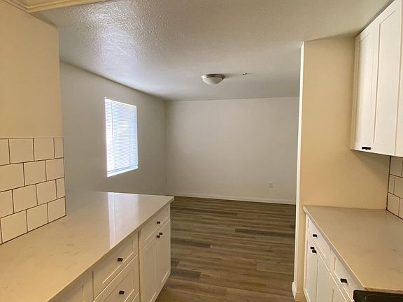 4th image of 8889 Caminito Plaza Centro #7427