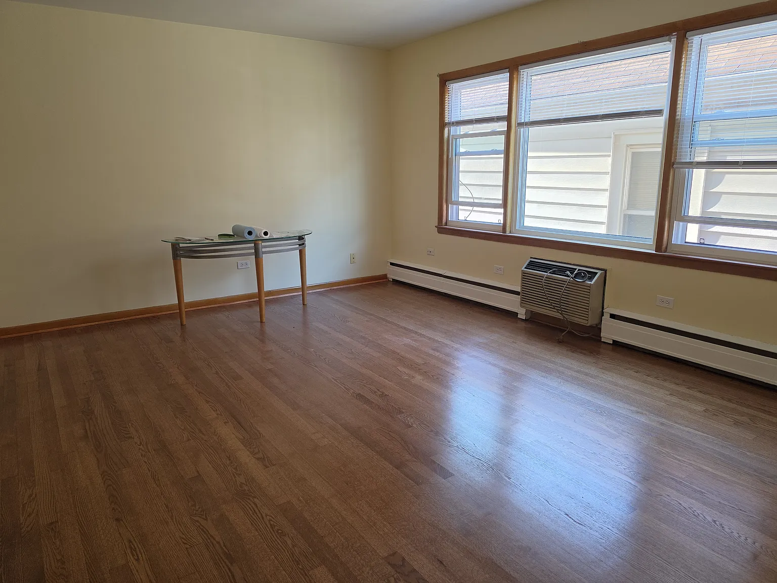 2 bed, 800 sqft, $1,850 — Photo 3
