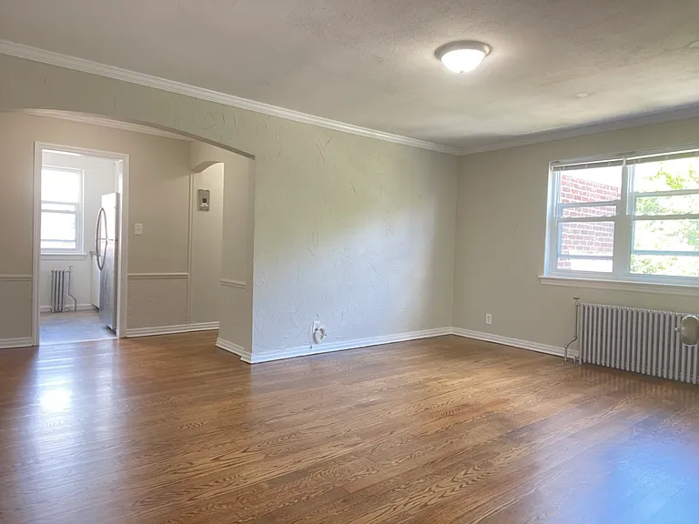 37 Spruce St #3 — Photo 2