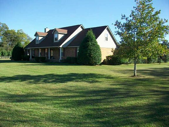 2nd image of 101 Batey Ct