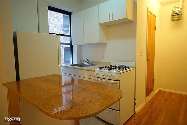 Rented by Citi Habitats | media 5