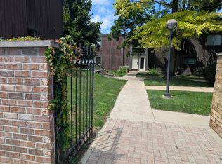 149 Selkirk Ct APT A, Kalamazoo, MI 49006