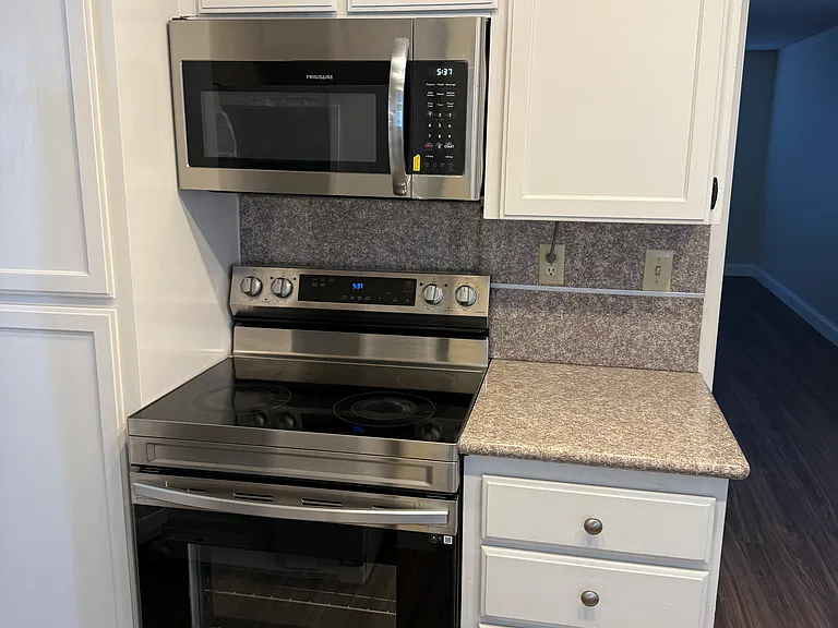 Oven & Microwave